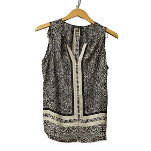 Rose & Olive Black/White design w/Line Block pattern Women’s Top.